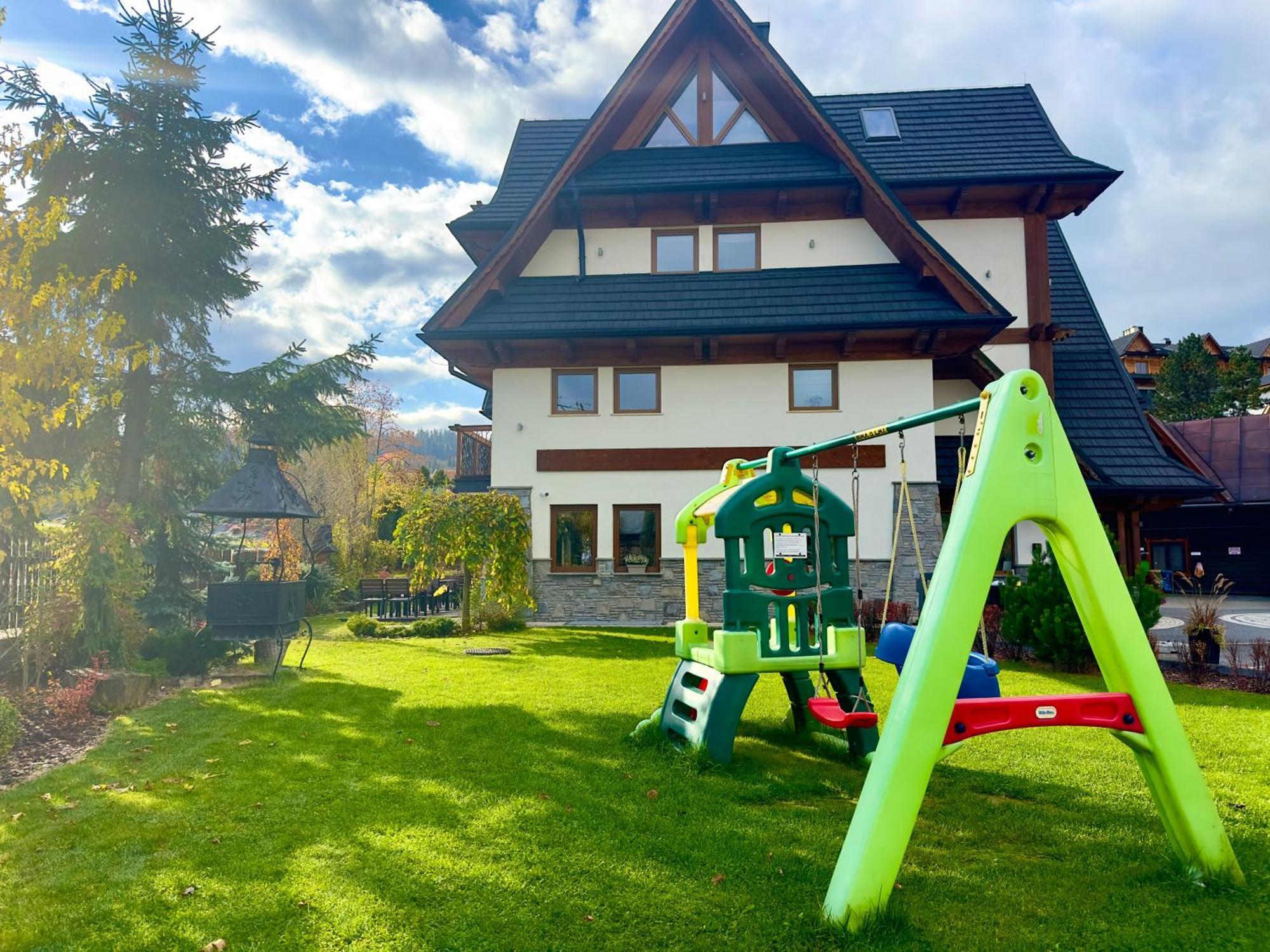 Novobilski - Obok Termy Bania Bed & Breakfast Bialka Tatrzanska Exterior photo